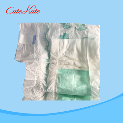 Soft Backsheet Bebek Bebek Bezi 3D Sızıntı Önleyici Kimyasalsız Ayarlanabilir Bebek Bezi